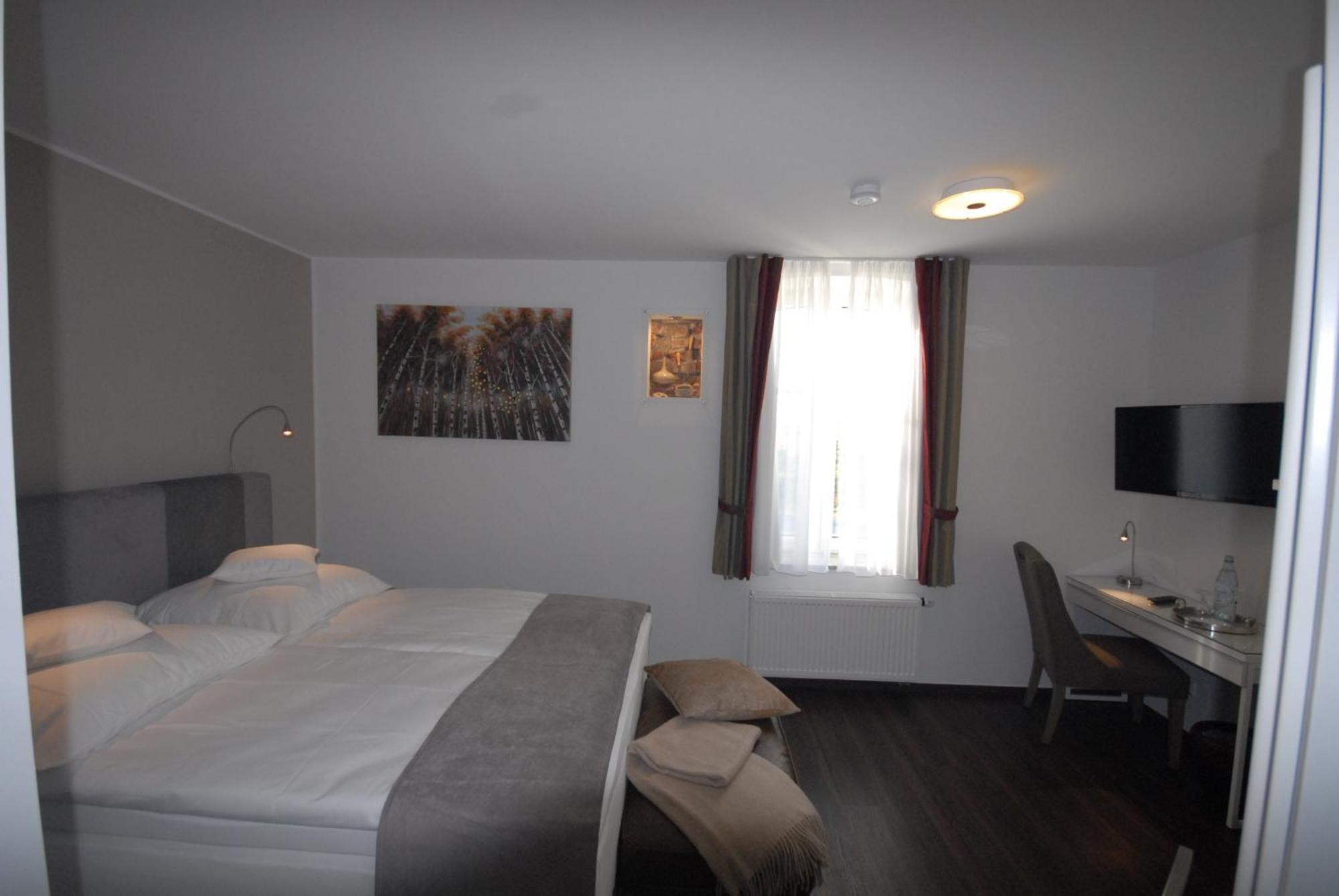 Landhotel Alte Toepferei Duisburg Eksteriør bilde