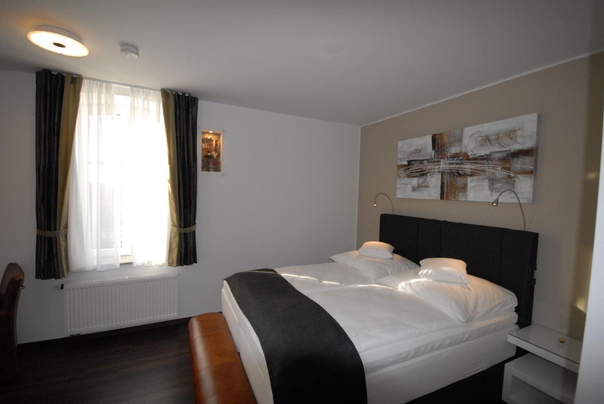 Landhotel Alte Toepferei Duisburg Eksteriør bilde