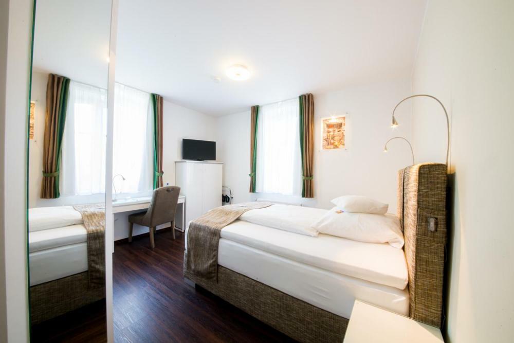 Landhotel Alte Toepferei Duisburg Eksteriør bilde